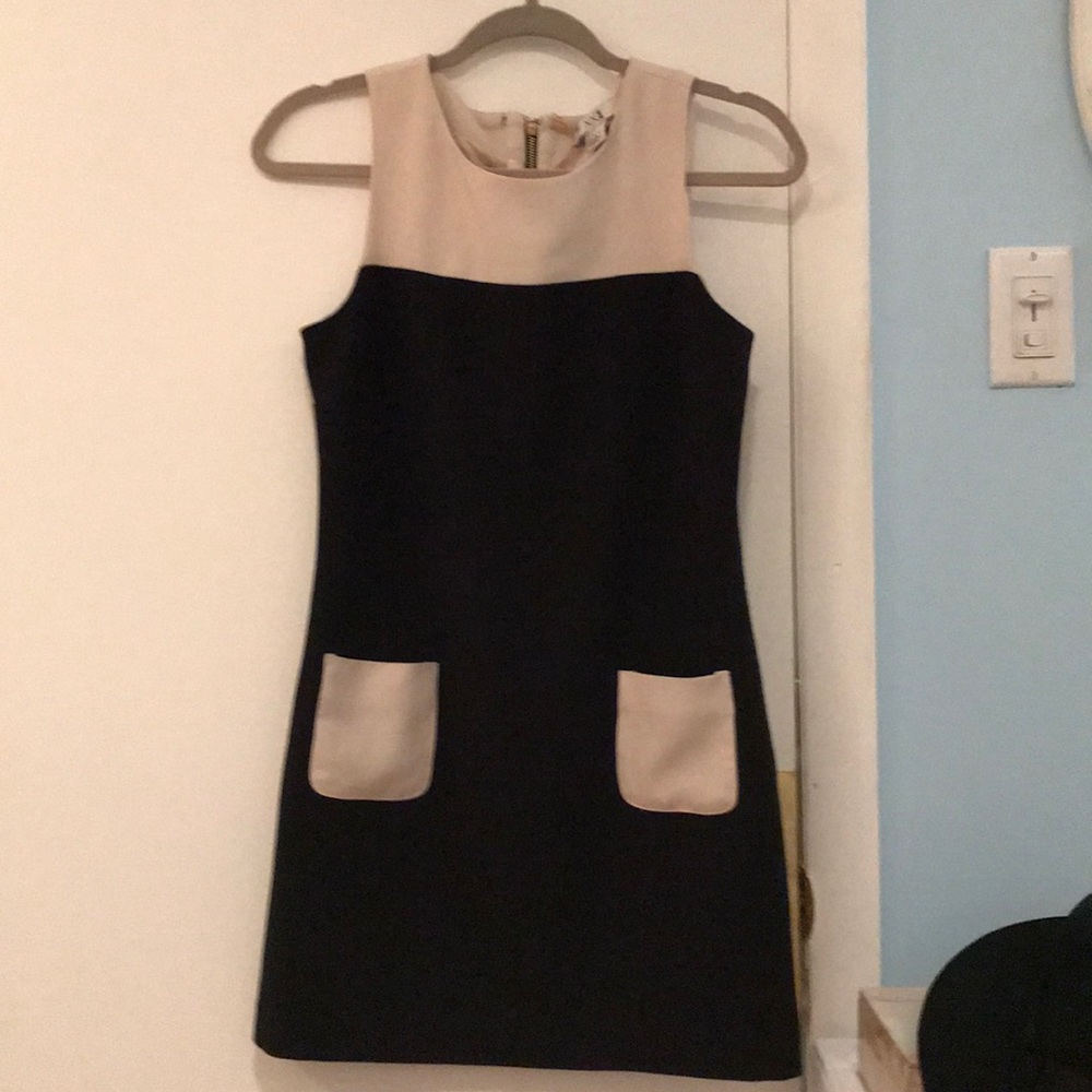 Short- fun black and cream colored dress